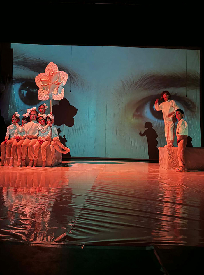 Une œuvre d'art collective en cours de réalisation!