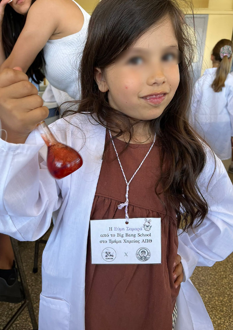 Learning chemistry at Big Bang School