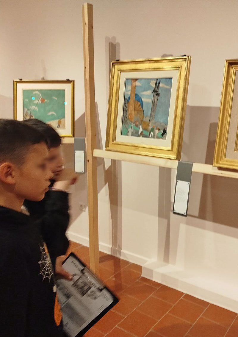 Creative art workshop at MOMus